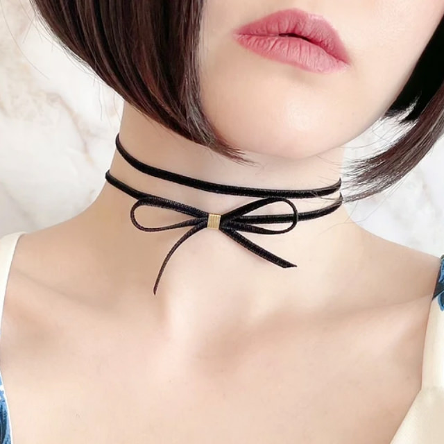 リボンのチョーカー